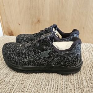 Altra Men's Charcoal Athletic Shoes